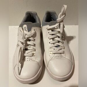 On Cloud The Roger Advantage Leather Sneakers White / Lily Women’s SIZE 6.5